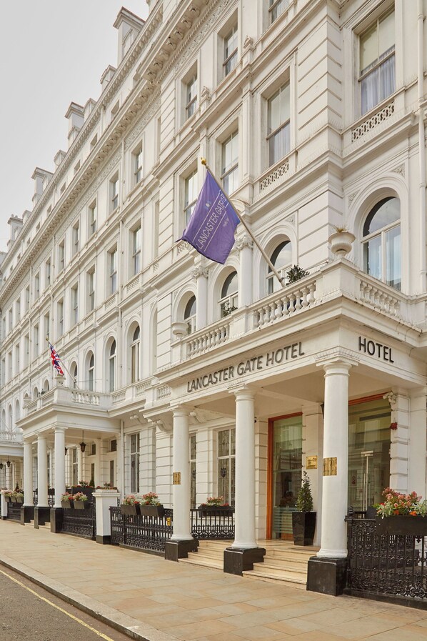 Property entrance - Lancaster Gate Hotel (London)