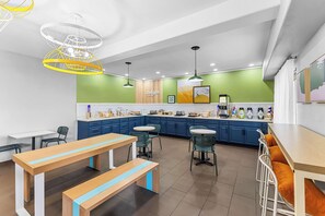 Free daily self-serve breakfast