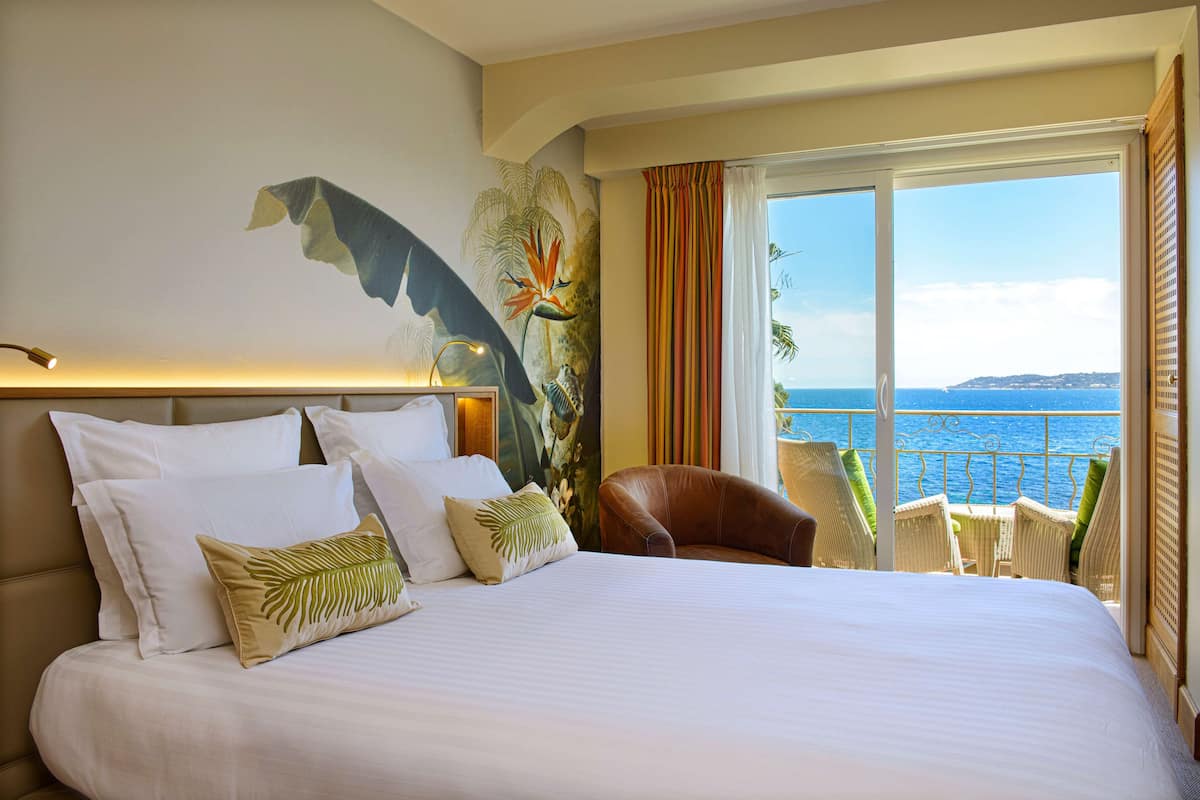 Superior Room, 1 Queen Bed, Terrace, Sea Facing | Premium bedding, pillowtop beds, minibar, in-room safe
