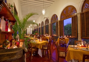 Breakfast, lunch, dinner served; Mexican cuisine