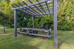 Sports facility - Motel 6 Culpeper, VA (Culpeper)