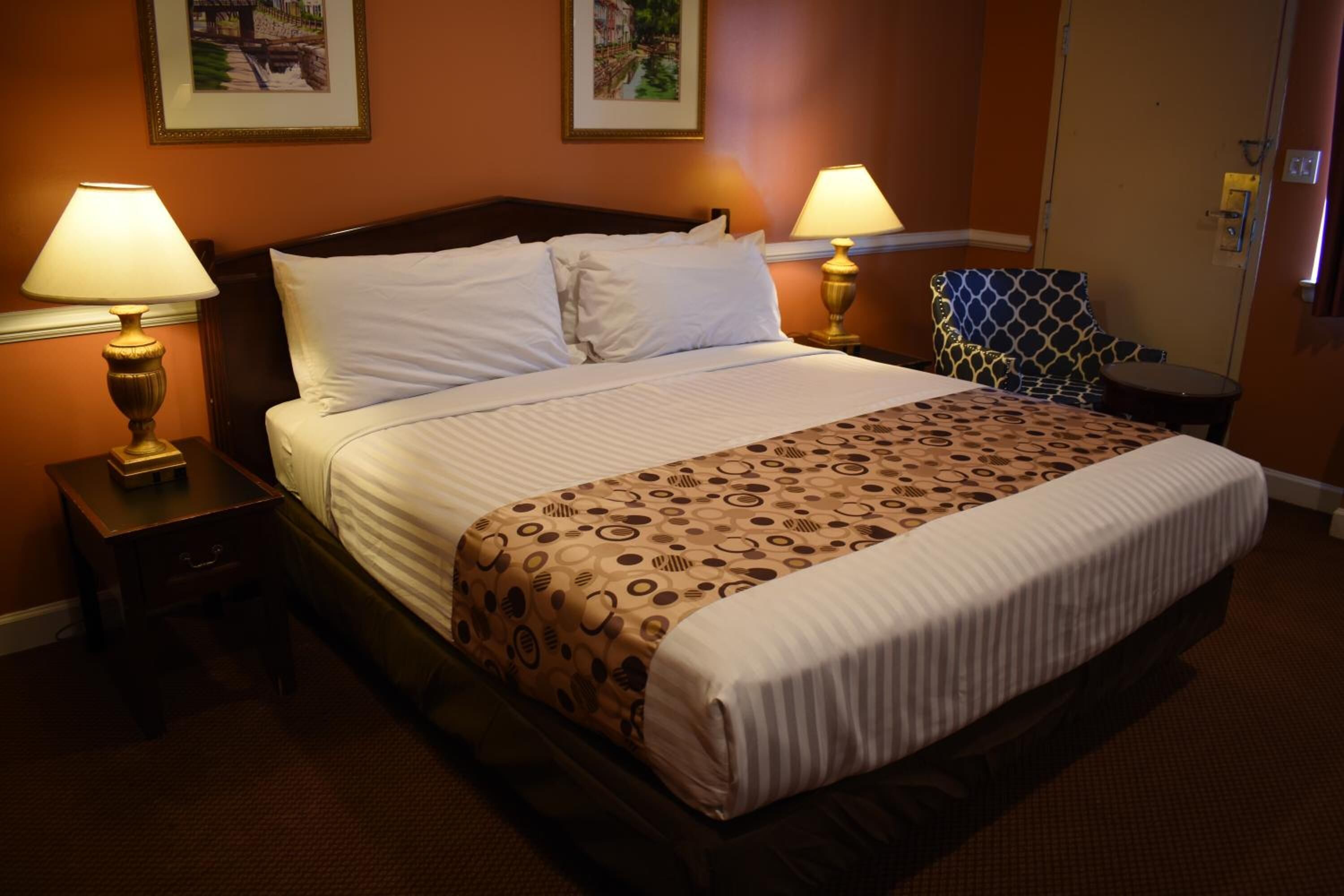 Strykejern/-brett, wi-fi (inkludert) og sengetøy