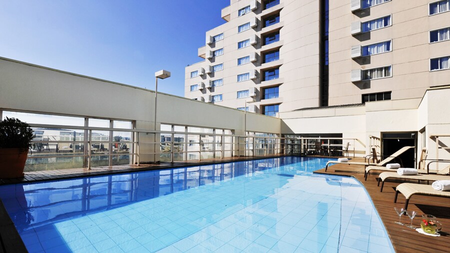 Quality Suites Alphaville