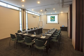 Meeting facility - Quality Suites Alphaville (Barueri)