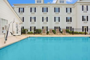 Seasonal outdoor pool