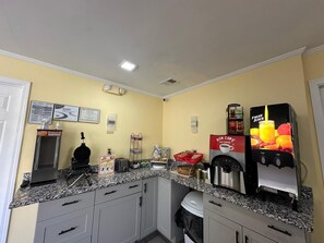 مطعم