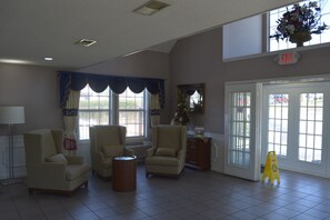 Sala de estar en el lobby