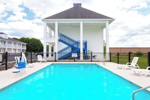 Seasonal outdoor pool, open 10 AM to 10 PM, pool loungers