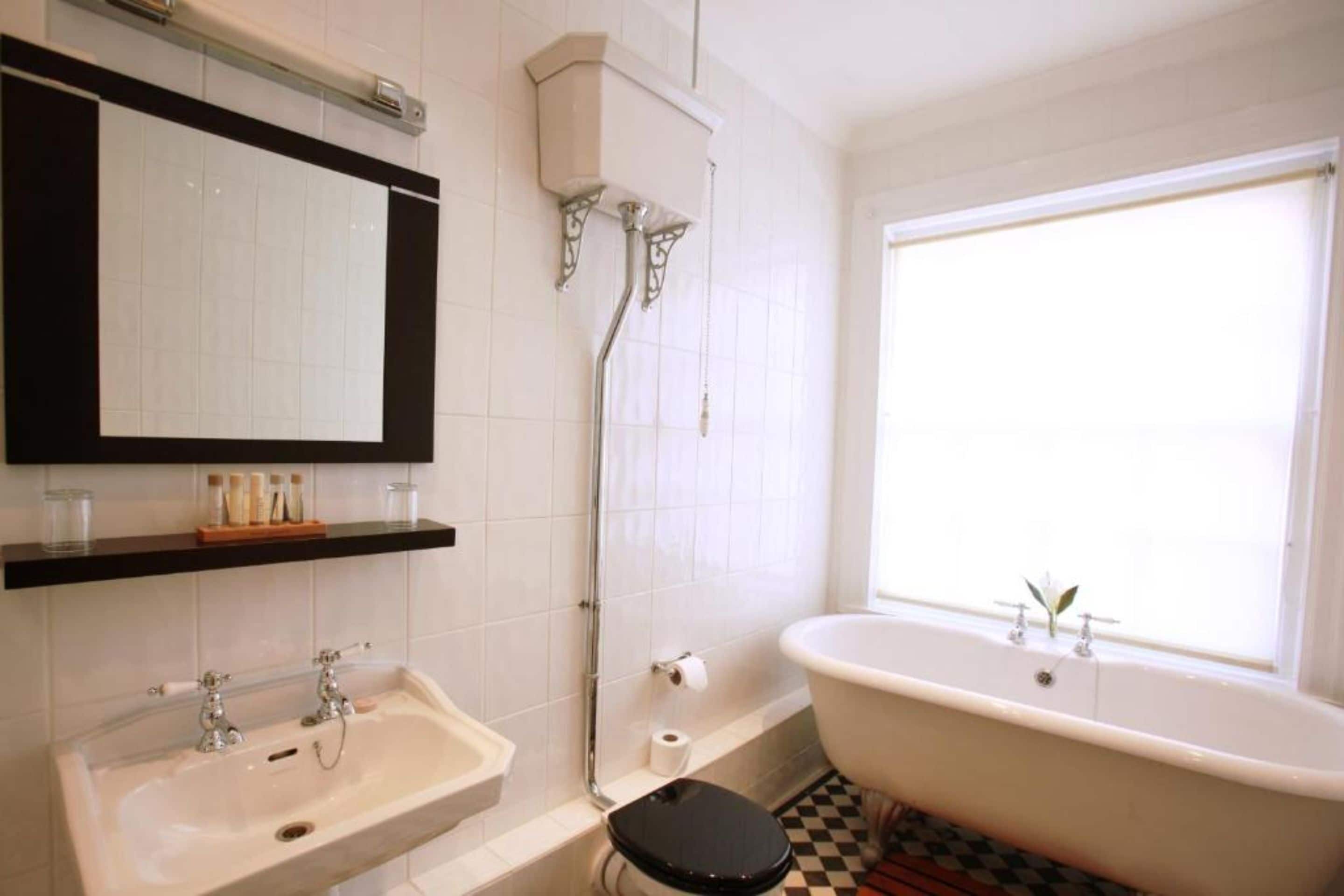 honeymoon suite | bathroom | hair dryer, towels