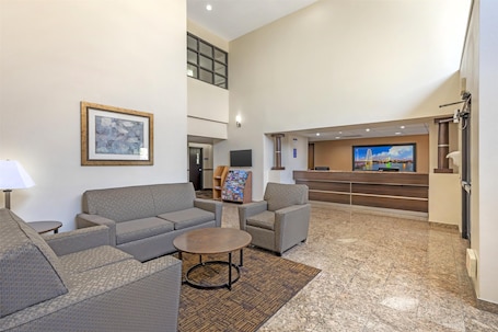 Lobby. Best Western Northwest Inn