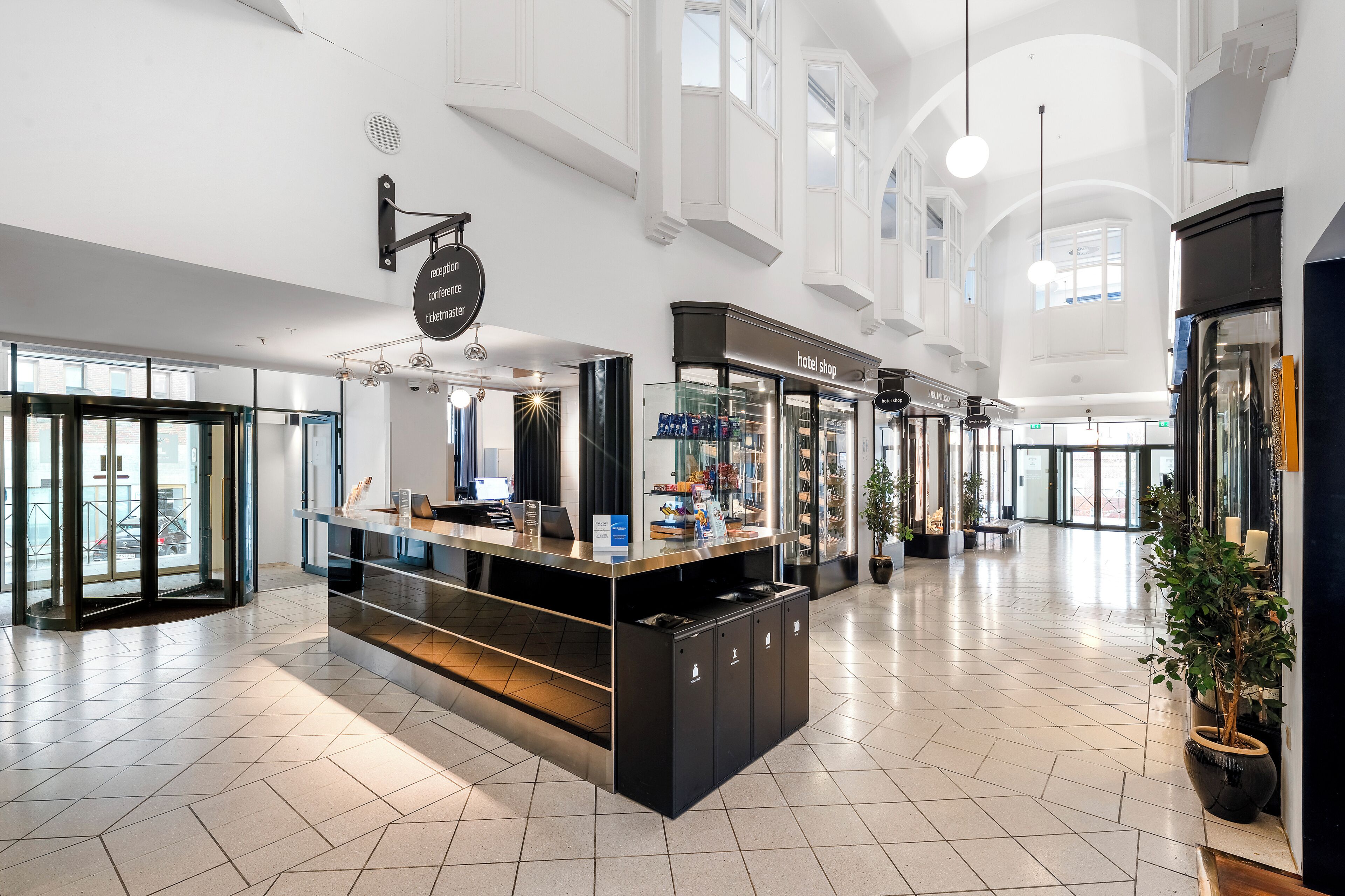 Photo - Best Western ToRVEhallerne
