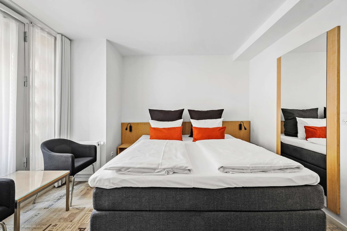 Business Room, 1 Double Bed, Non Smoking