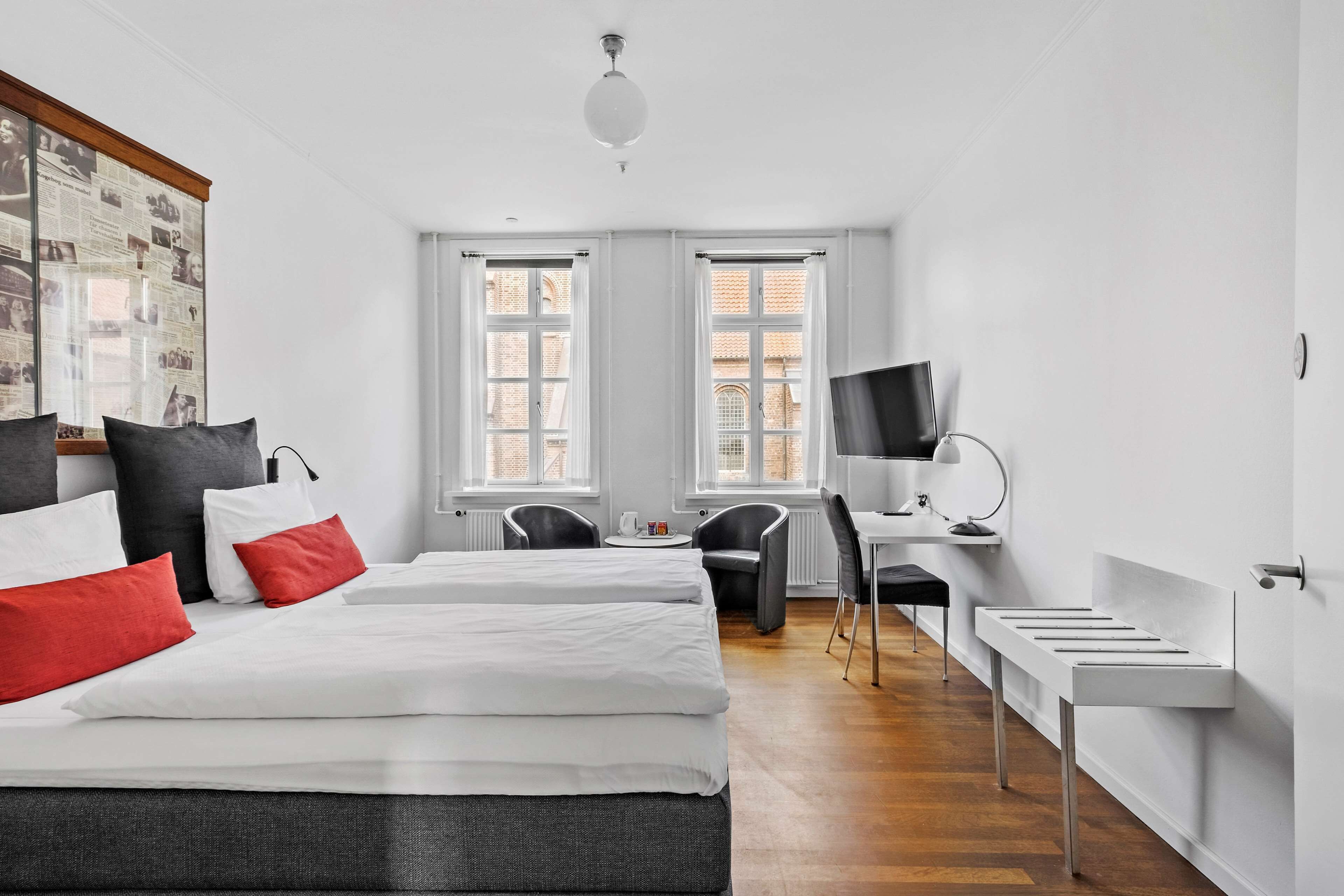 Standard Room, 1 King Bed, Non Smoking