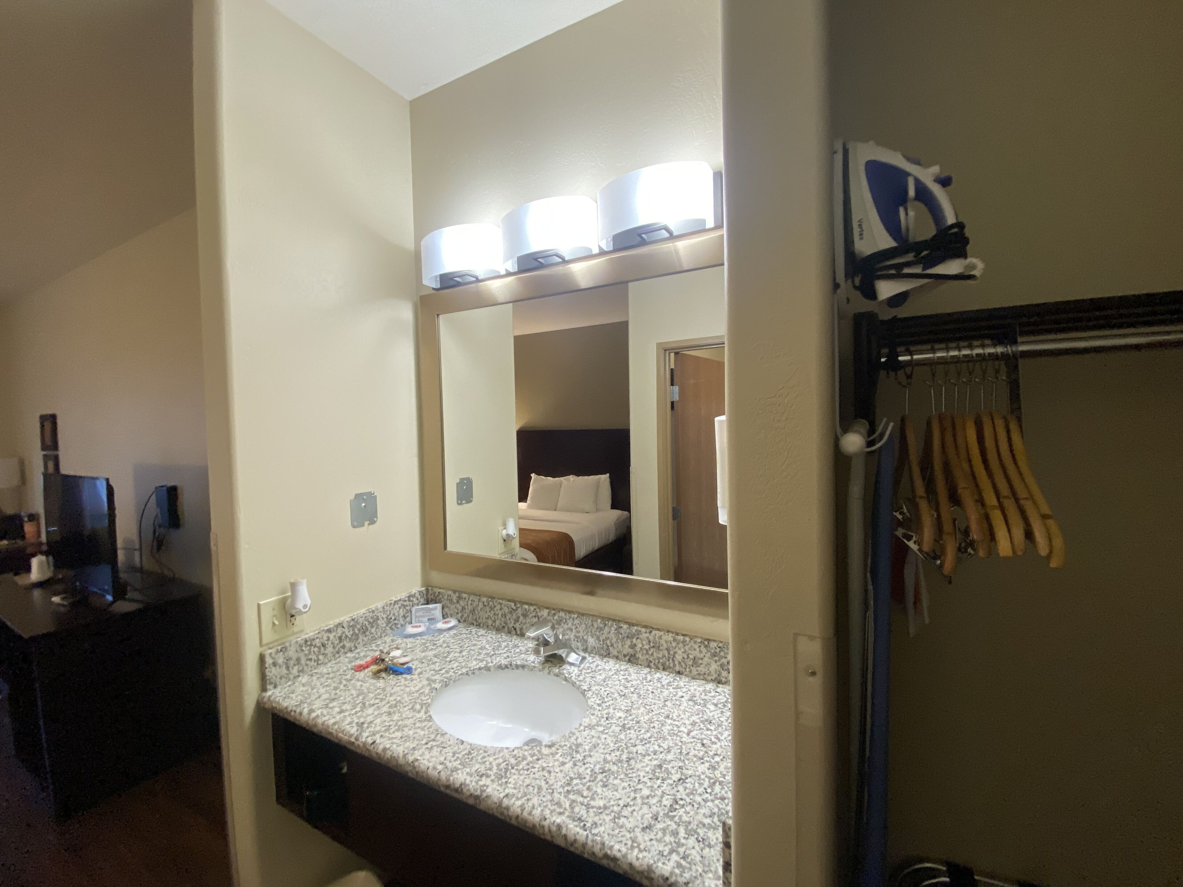 premium bedding, in-room safe, desk, blackout curtains