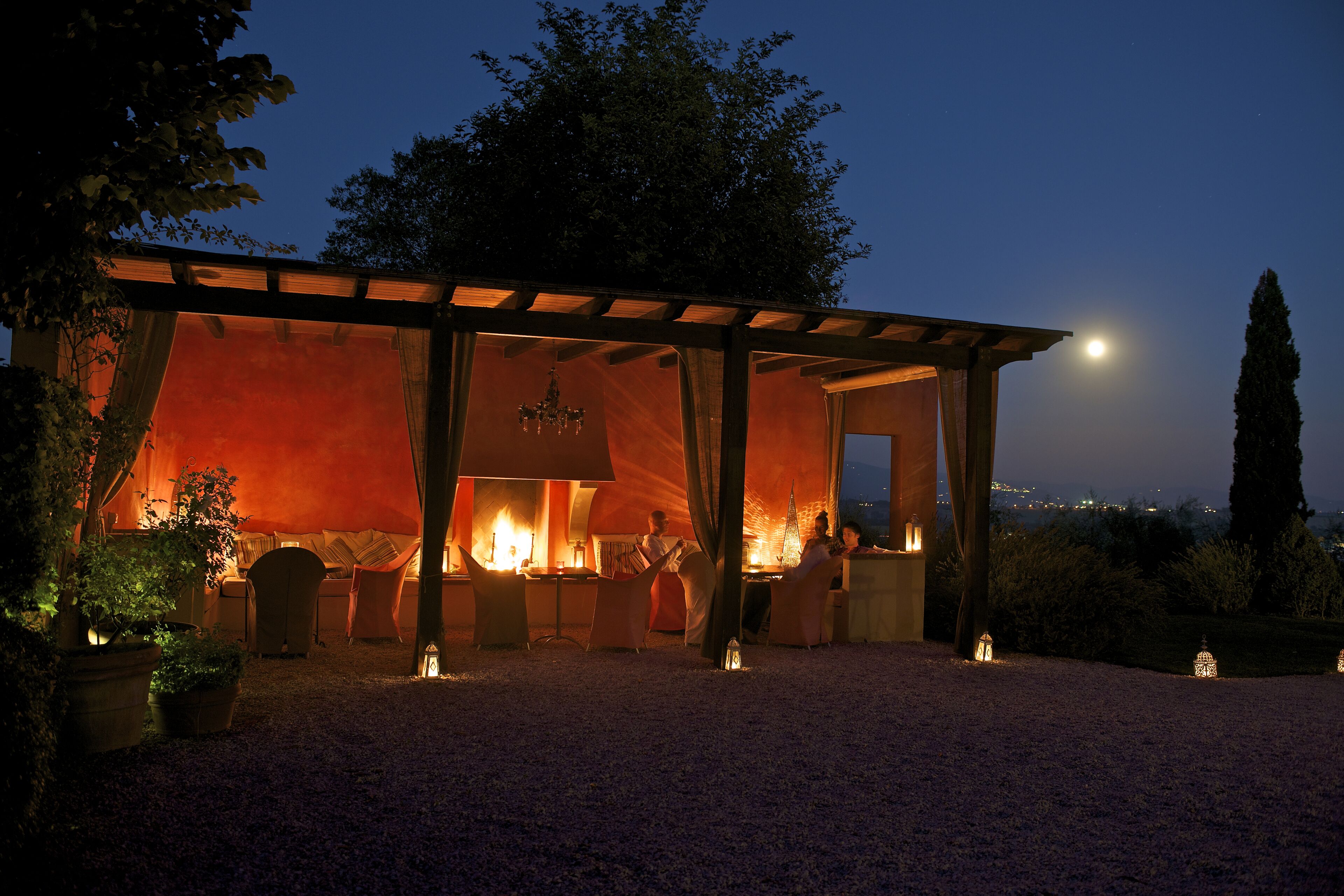 Façade de l’hébergement - soirée/nuit