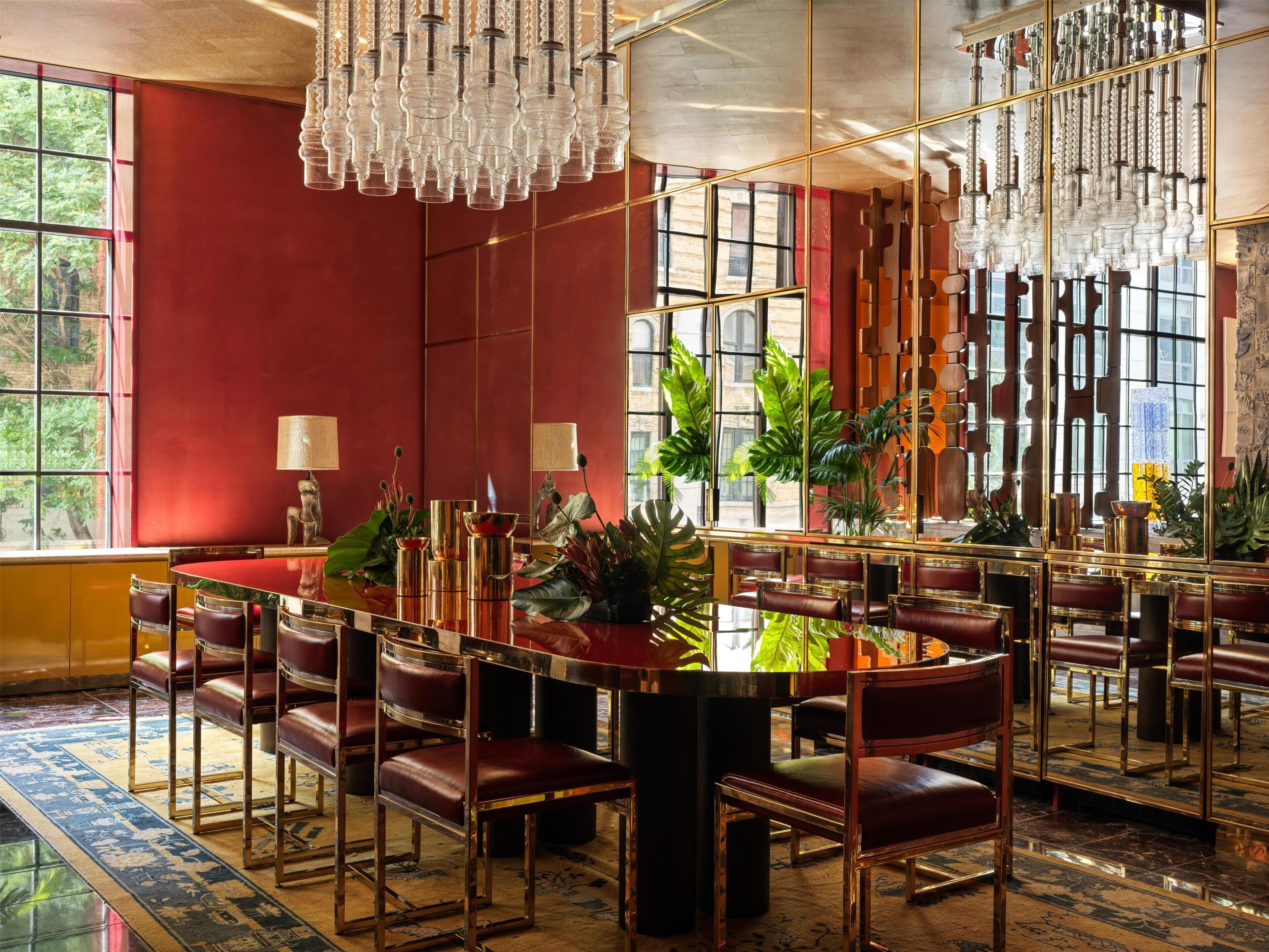 Cocktail bar