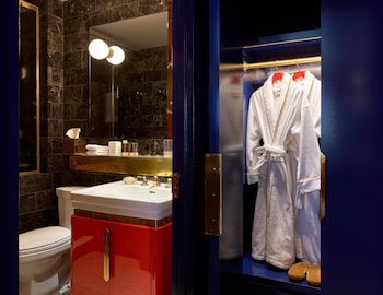 Room, 1 King Bed | Bathroom | Hair dryer, bathrobes, slippers, towels at The Manner, The Unbound Collection by Hyatt