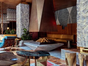 Premium bedding, in-room safe, blackout drapes, iron/ironing board - The Manner, The Unbound Collection by Hyatt (New York)