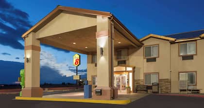 Super 8 by Wyndham Roswell