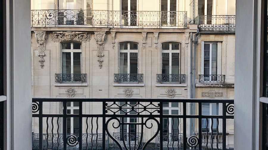 Hotel Marignan Champs - Elysées