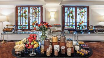 Daily buffet breakfast (EUR 16 per person)