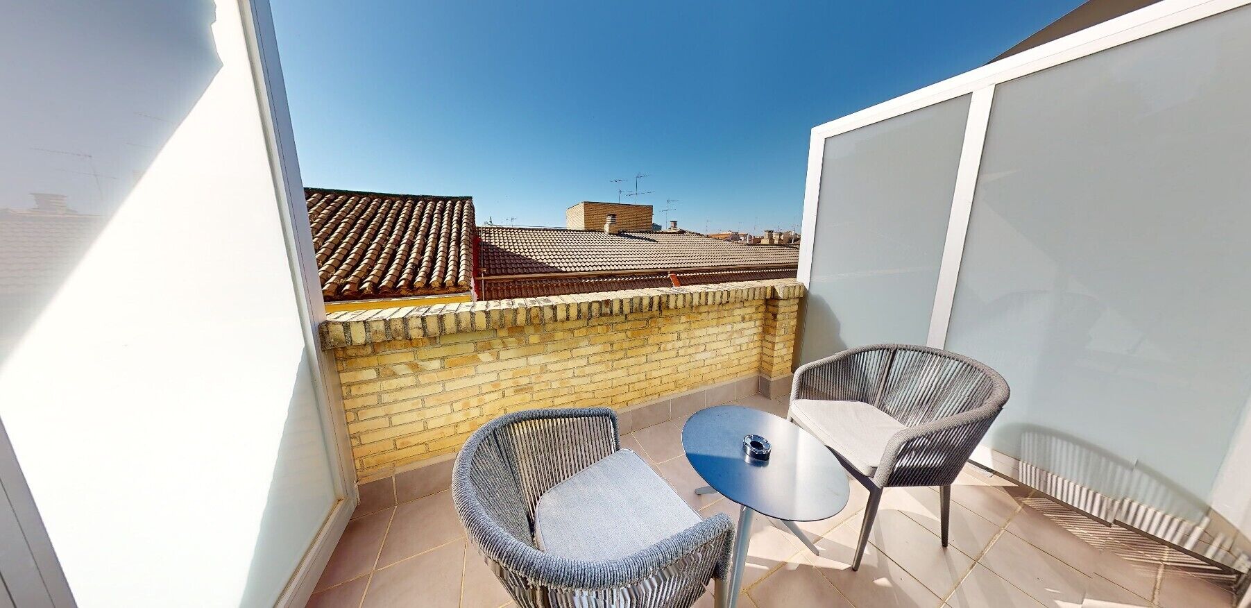 Deluxe Room | Beach/ocean view