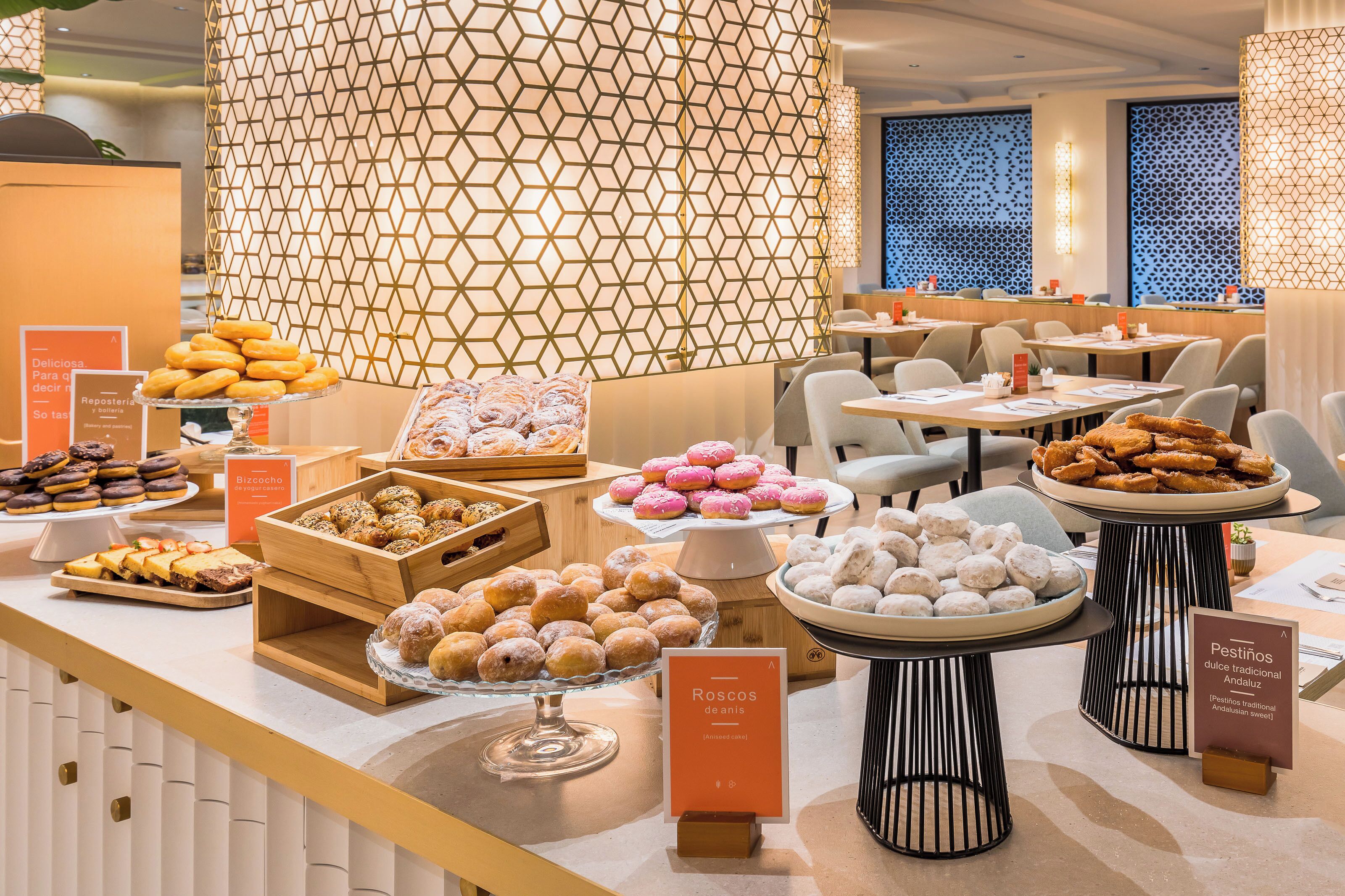 Daily buffet breakfast for a fee