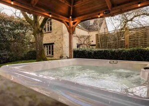 Cottage (Apple) | Terrace/patio