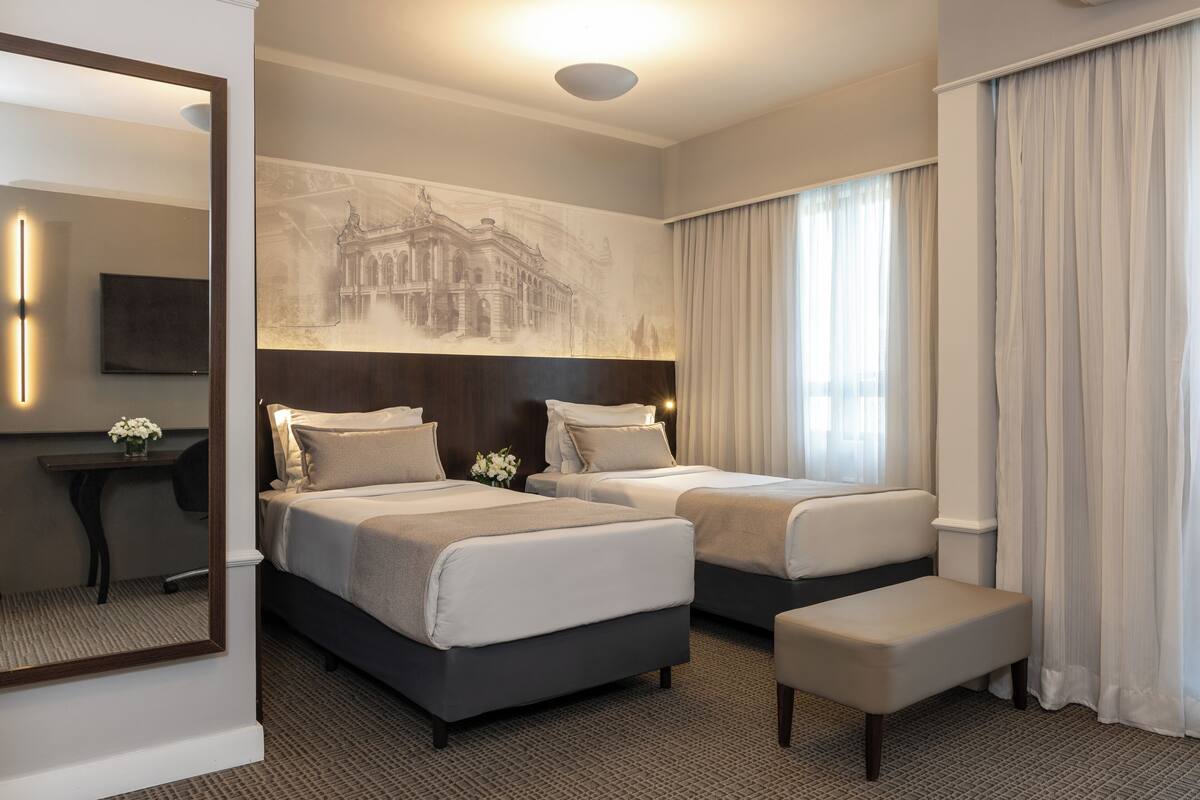 Quarto duplo superior | Roupas de cama de algodão egípcio, roupas de cama premium, frigobar