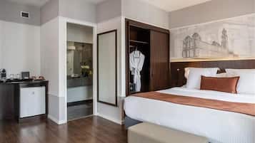 Premium dubbelrum | Egyptiska bomullslakan, sängtillbehör av högsta kvalitet och minibar