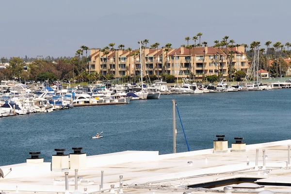 Quang cảnh ban công