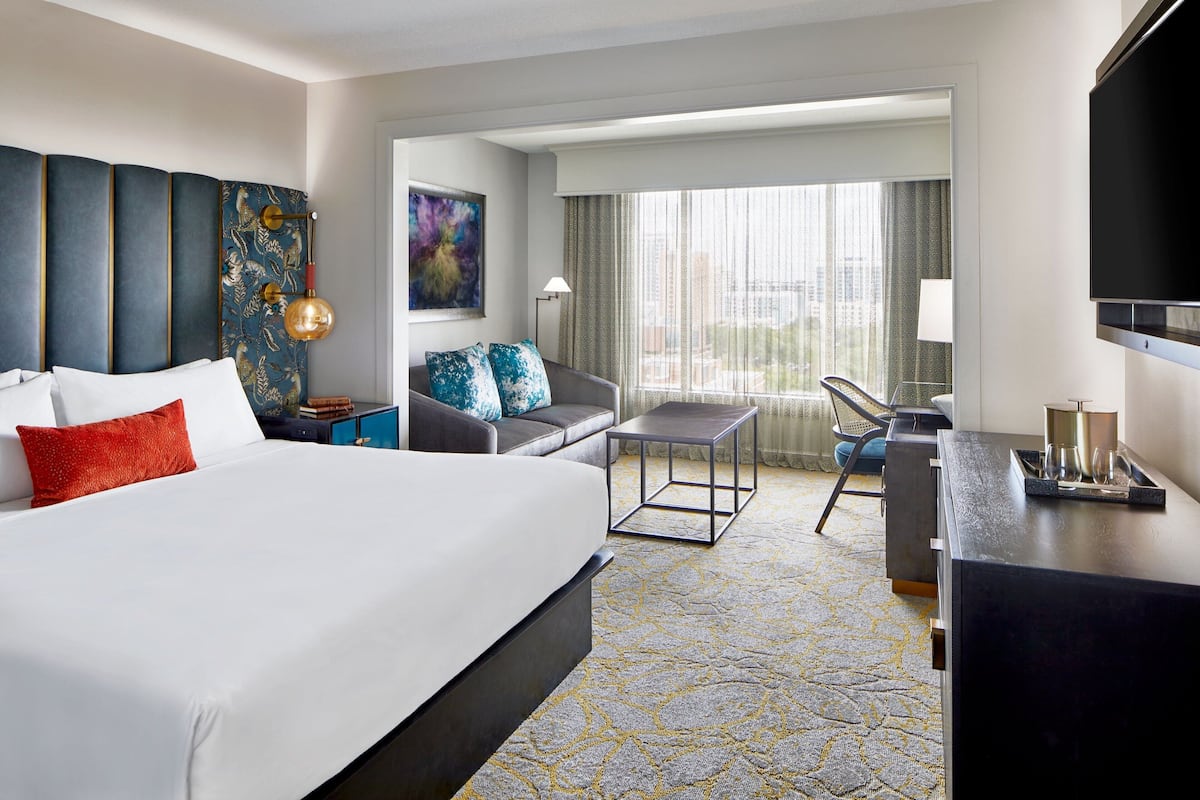 Premium bedding, down duvets, pillow-top beds, minibar