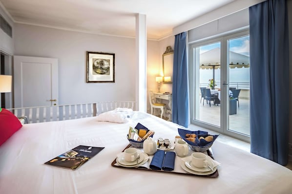 Frette Italian sheets, premium bedding, down comforters, pillowtop beds
