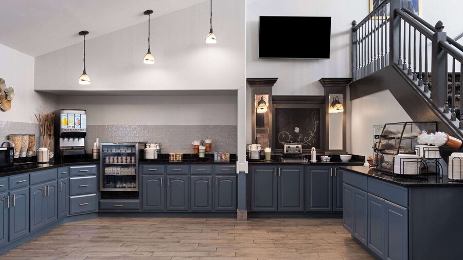 AmericInn by Wyndham Beaver Dam