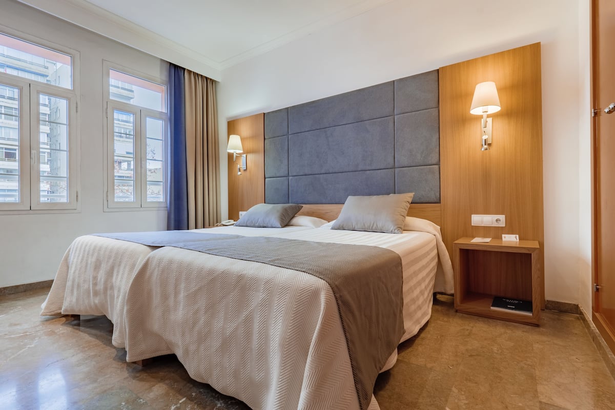 Junior Suite | Minibar, in-room safe, soundproofing, free WiFi