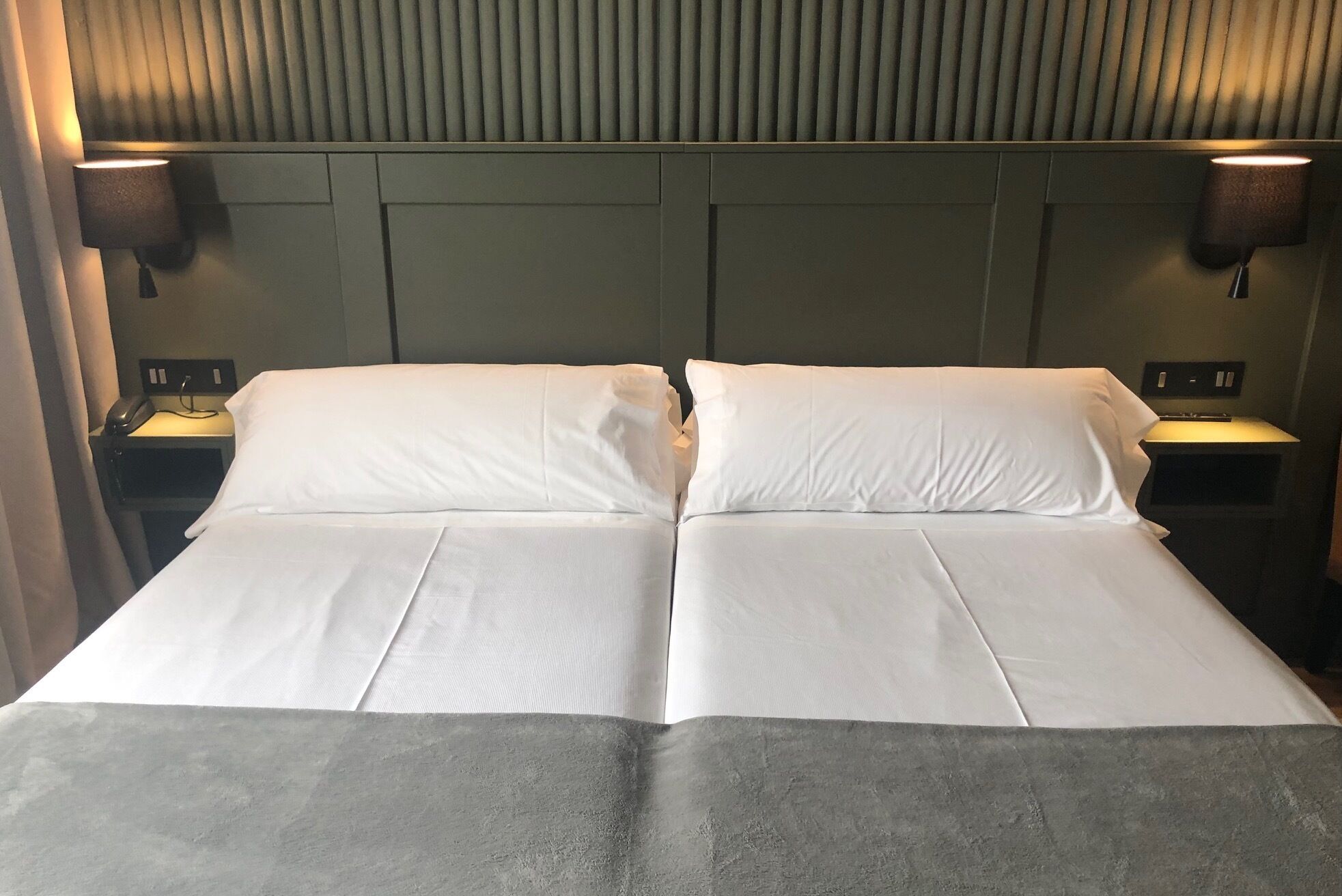 double or twin room, city view | down duvets, minibar, in-room safe, desk