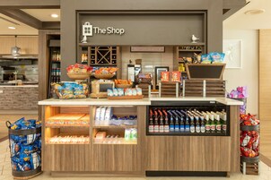 Snack bar