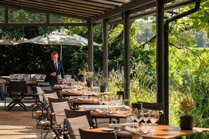 Lunch and dinner served, French cuisine - Domaine De Chateauvieux (Satigny)