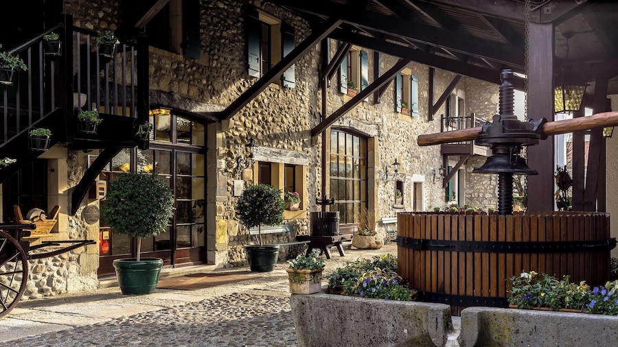 Domaine De Chateauvieux