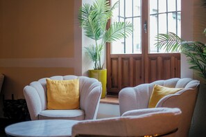 Zona de estar del vestíbulo