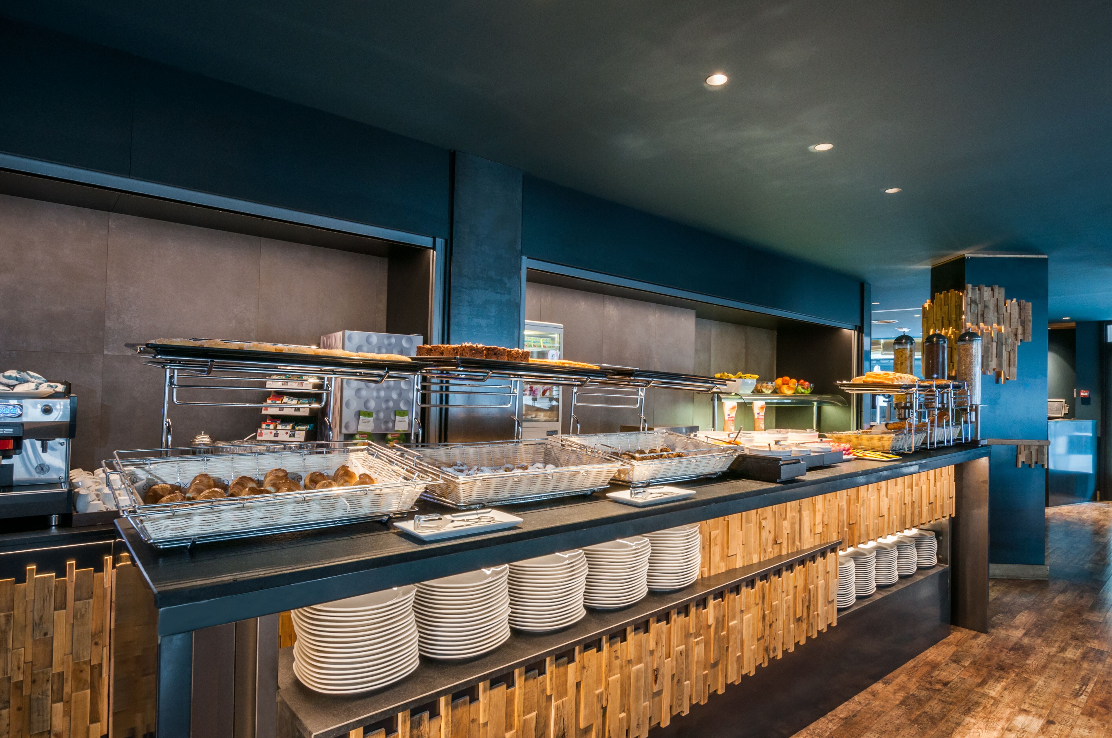 daily buffet breakfast (eur 13 per person)