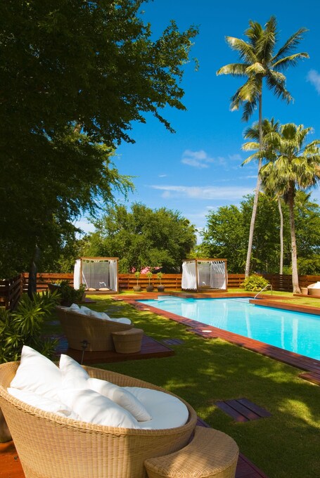 Villa Montana Beach Resort - Image 80