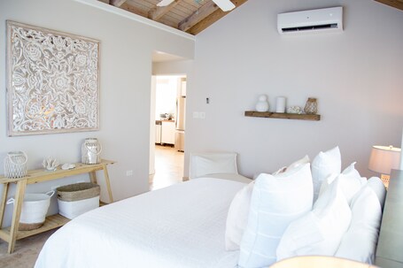 Villa Montana Beach Resort - Image 9