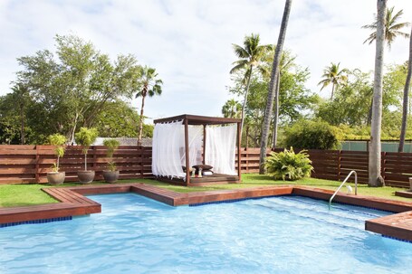 Villa Montana Beach Resort - Image 63
