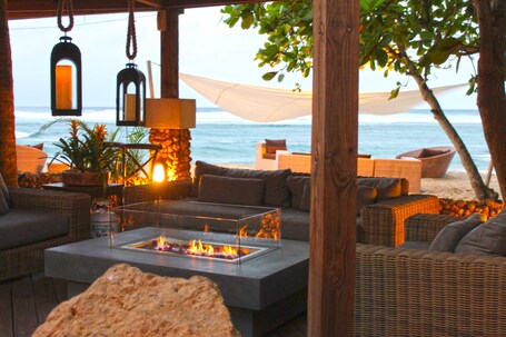 Villa Montana Beach Resort - Image 13