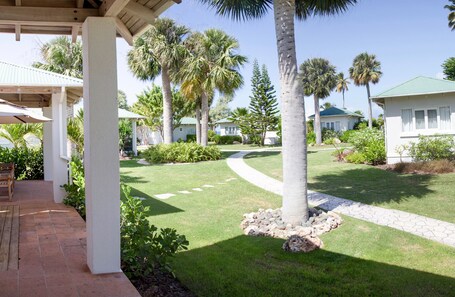 Villa Montana Beach Resort - Image 73