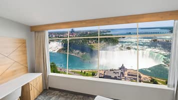 Desk, laptop workspace, free WiFi, bed sheets