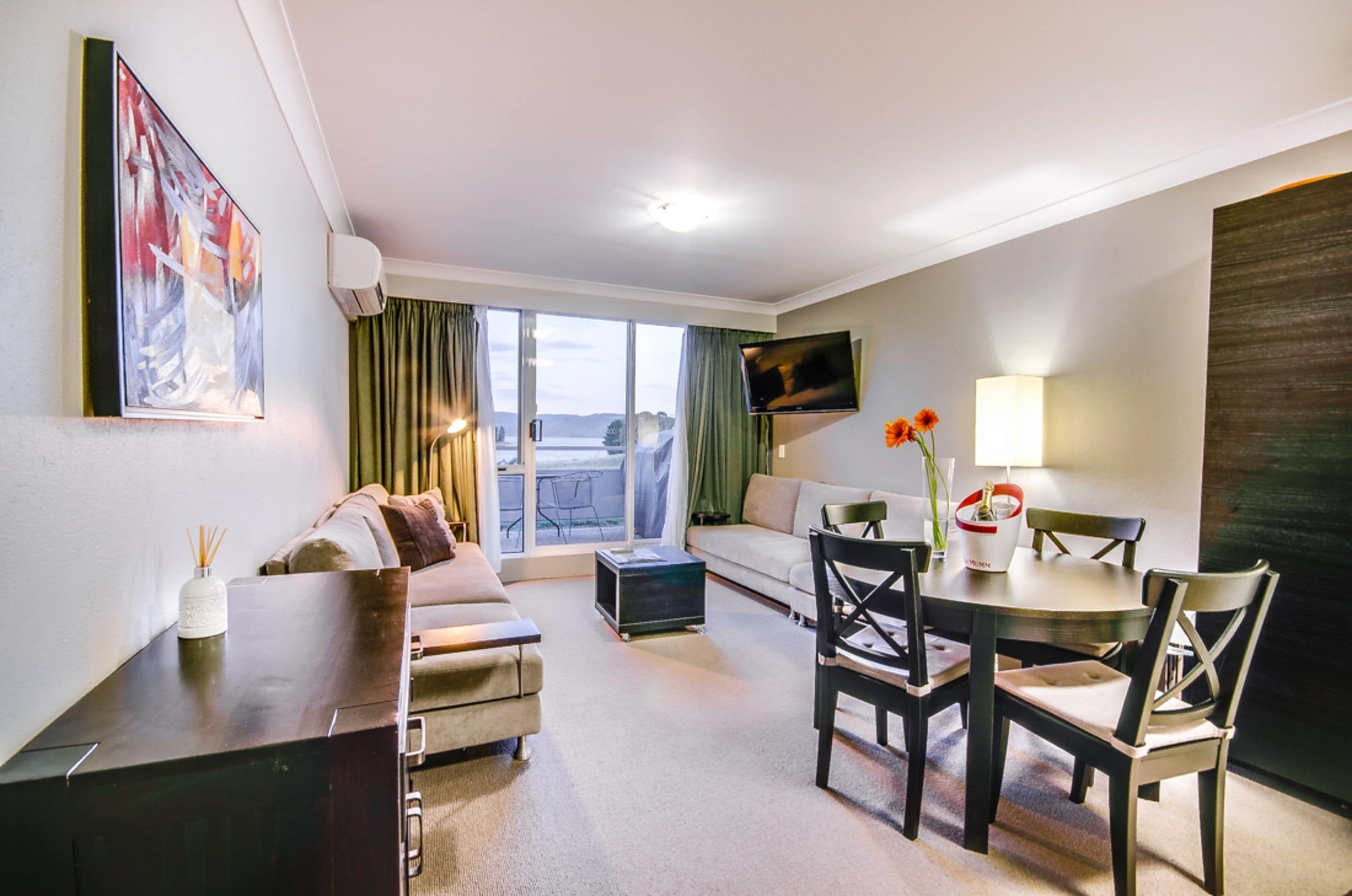 microwave, dishwasher, coffee/tea maker, electric kettle