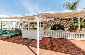 Snack bar