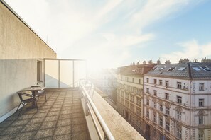 Executive Room, 1 Queen Bed, Balcony | Terrace/patio - ibis Praha Wenceslas Square (Prague)